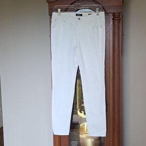 Kensie Ankle Biter White Jeans